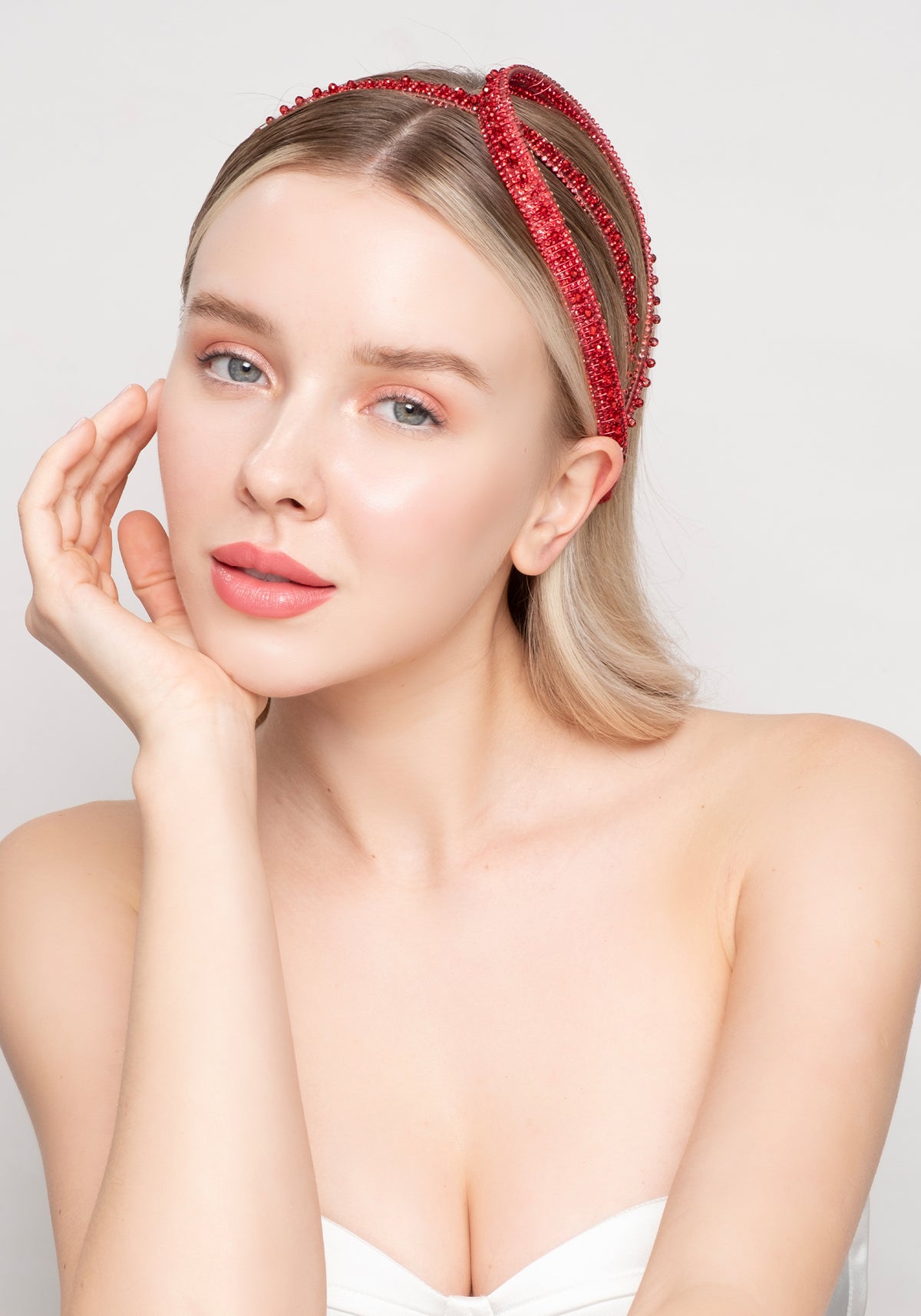 CAMILLA RED TAÇ