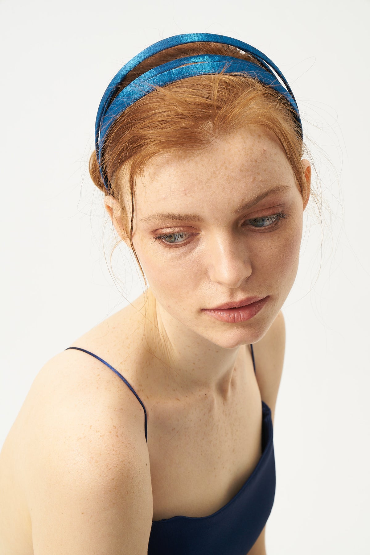VERA BLUE STRIPES TAÇ